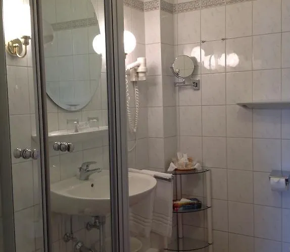 فندق Edelweiss Garni جارمش بارتنكيرشن