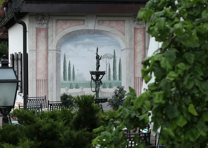 فندق Edelweiss Garni 4*