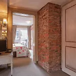 Edelweiss Garni Hotel