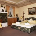 Edelweiss Garni Hotel