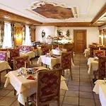 Hotel Edelweiss Garni Garmisch-Partenkirchen