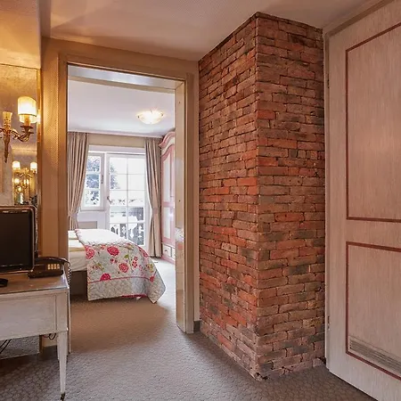 Edelweiss Garni Hotell