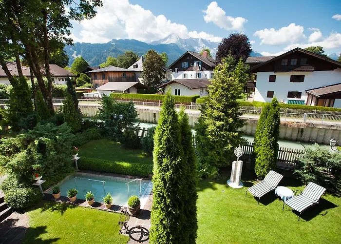 Hotel Edelweiss Garni