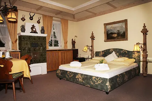 Edelweiss Garni Hotel