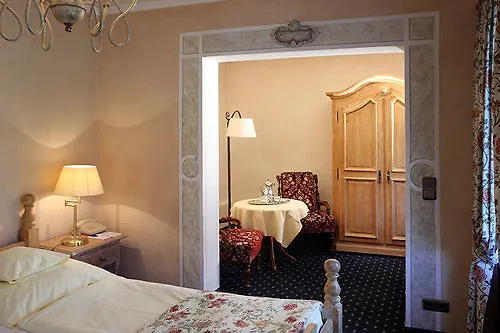 Hotel Edelweiss Garni